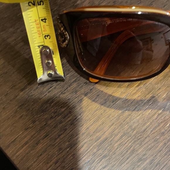 Sunglasses main image 4